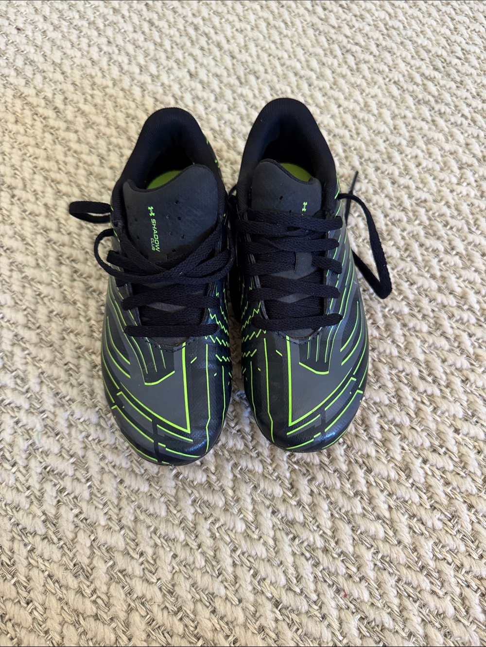Under Armour Kids Black with Neon Green Trim Cleats 13 kids